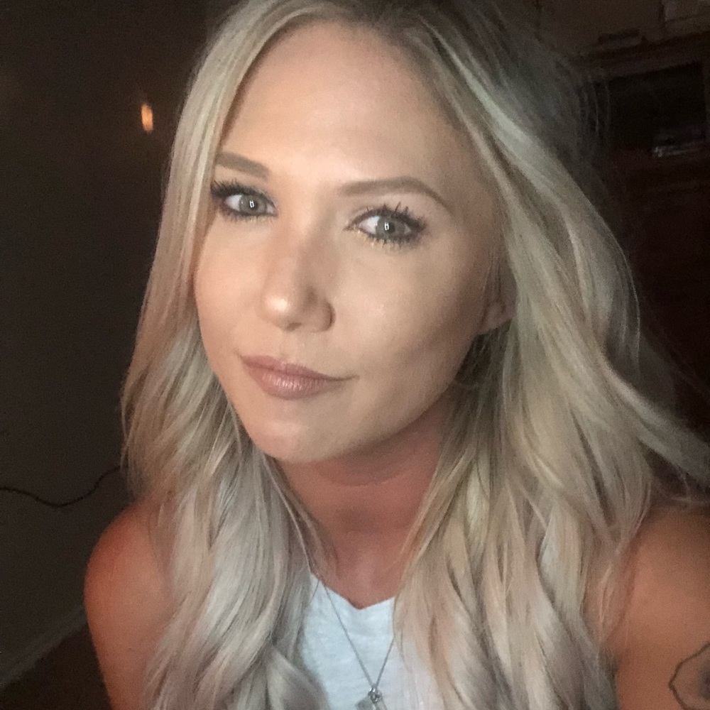 Meet your Posher, Jennifer